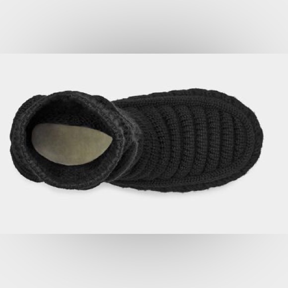 NIB UGG Classic Tall Chunky KNIT Boot - Picture 5 of 7